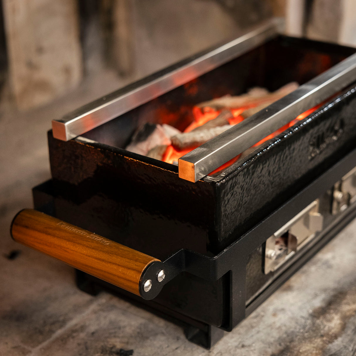 Kamado Sumo Grillivartaiden Tukitangot