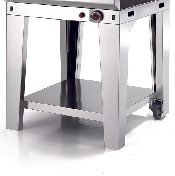 Fontana Forni Margherita-pizzauunin jalusta kahdella pyörällä on tukevaa tekoa. Valmistettu ruostumattomasta teräksestä. HUOM. Tämä jalusta sopii vain kaasukäyttöiselle Margheritalle.