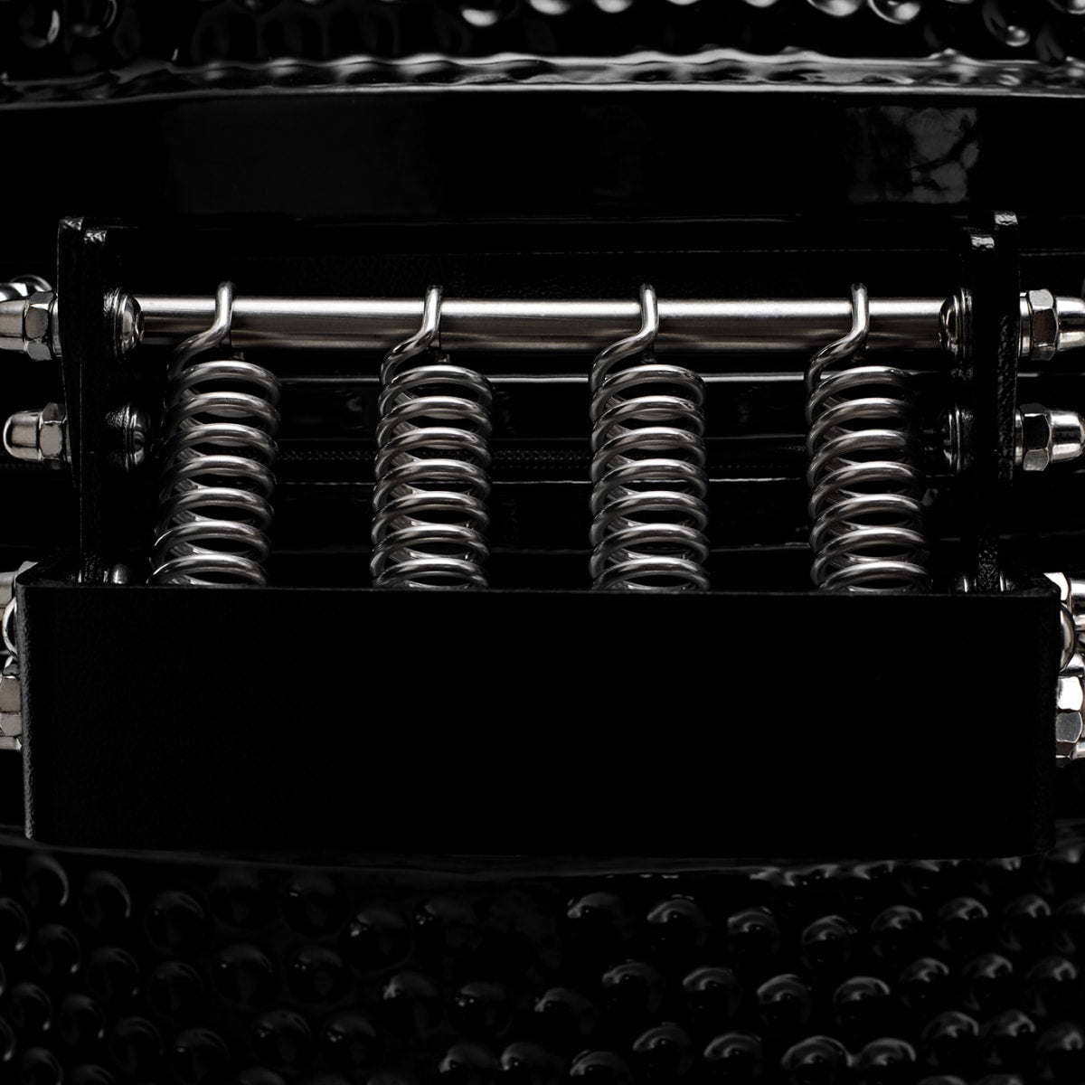 Grillitukusta nyt Kamado Bono -kamadogrillit