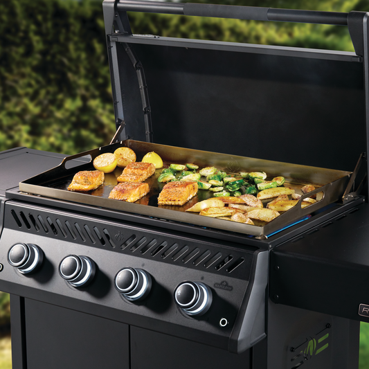 Napoleon phantom rogue -grillaus