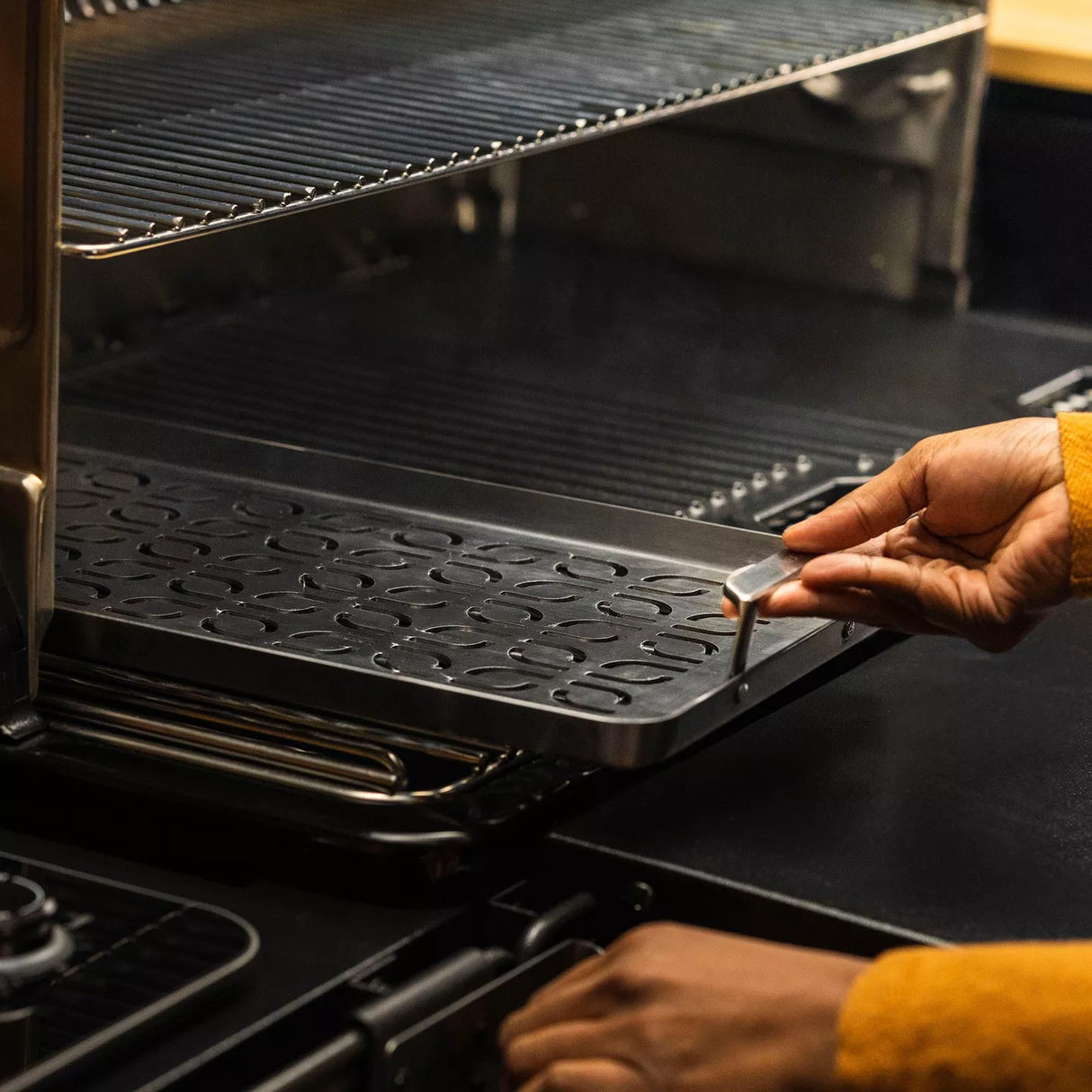 ModiFIRE yleisalusta -grillaukseen