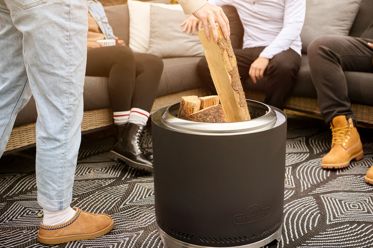 Napoleon Fire Pit 47 cm tulisija sopii käytettäväksi polttopuilla