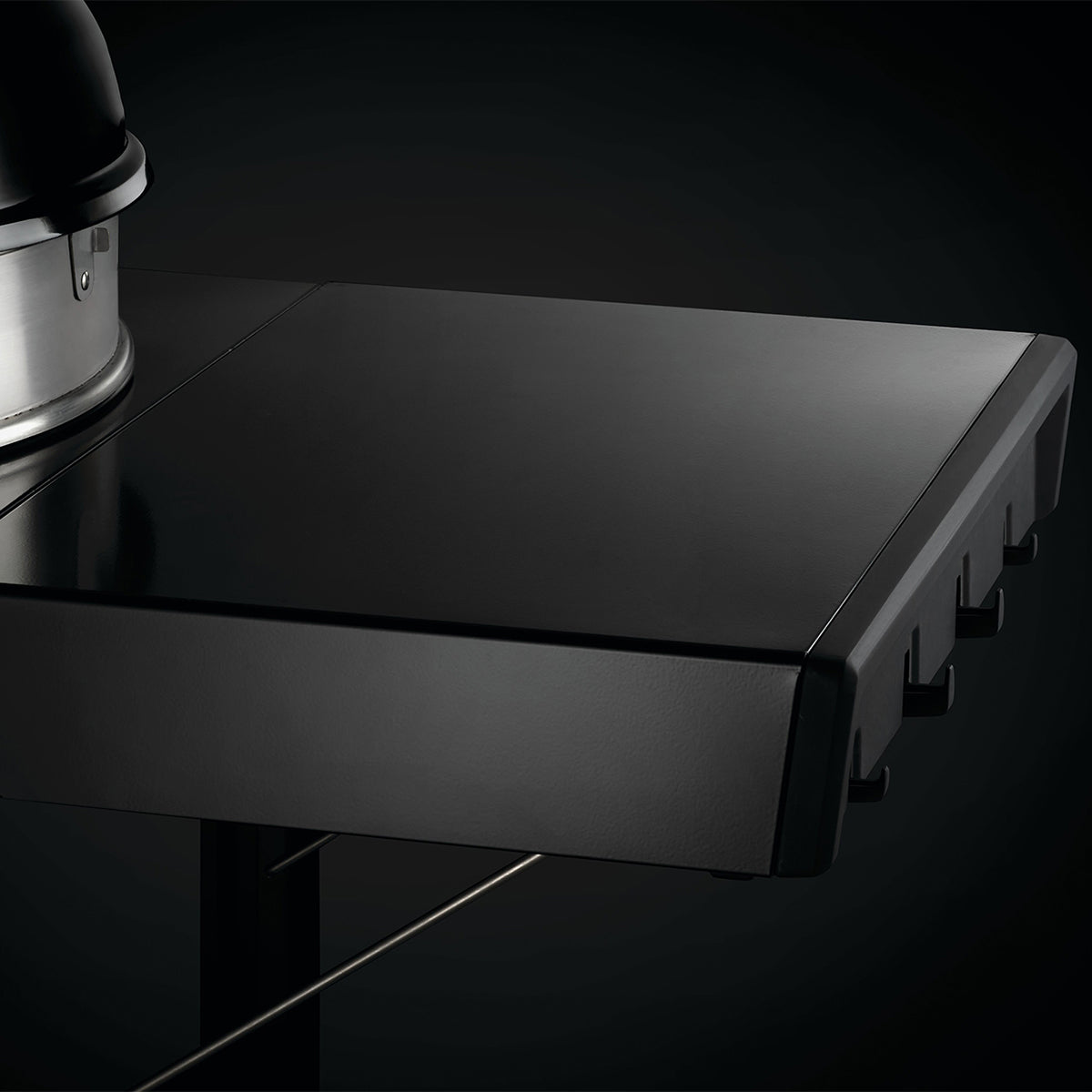 Napoleon PRO22K-C-3 hiiligrilli vaunulla