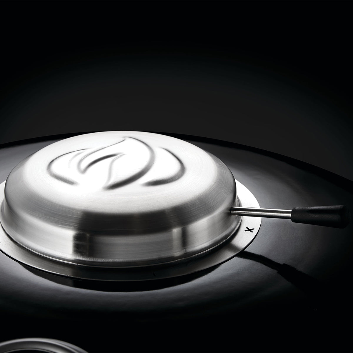 Napoleon PRO22K-C-3 hiiligrilli vaunulla