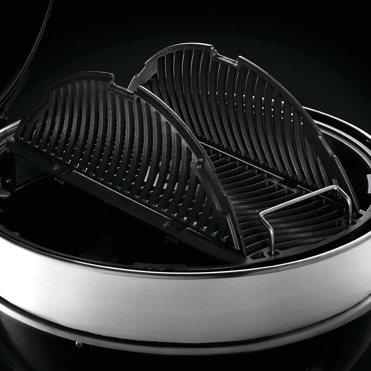 Napoleon PRO22K-C-3 hiiligrilli vaunulla