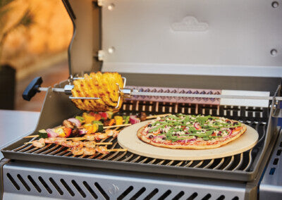 Napoleon Rogue® SE 425 RSIB kaasugrilli sivu- ja takapolttimella