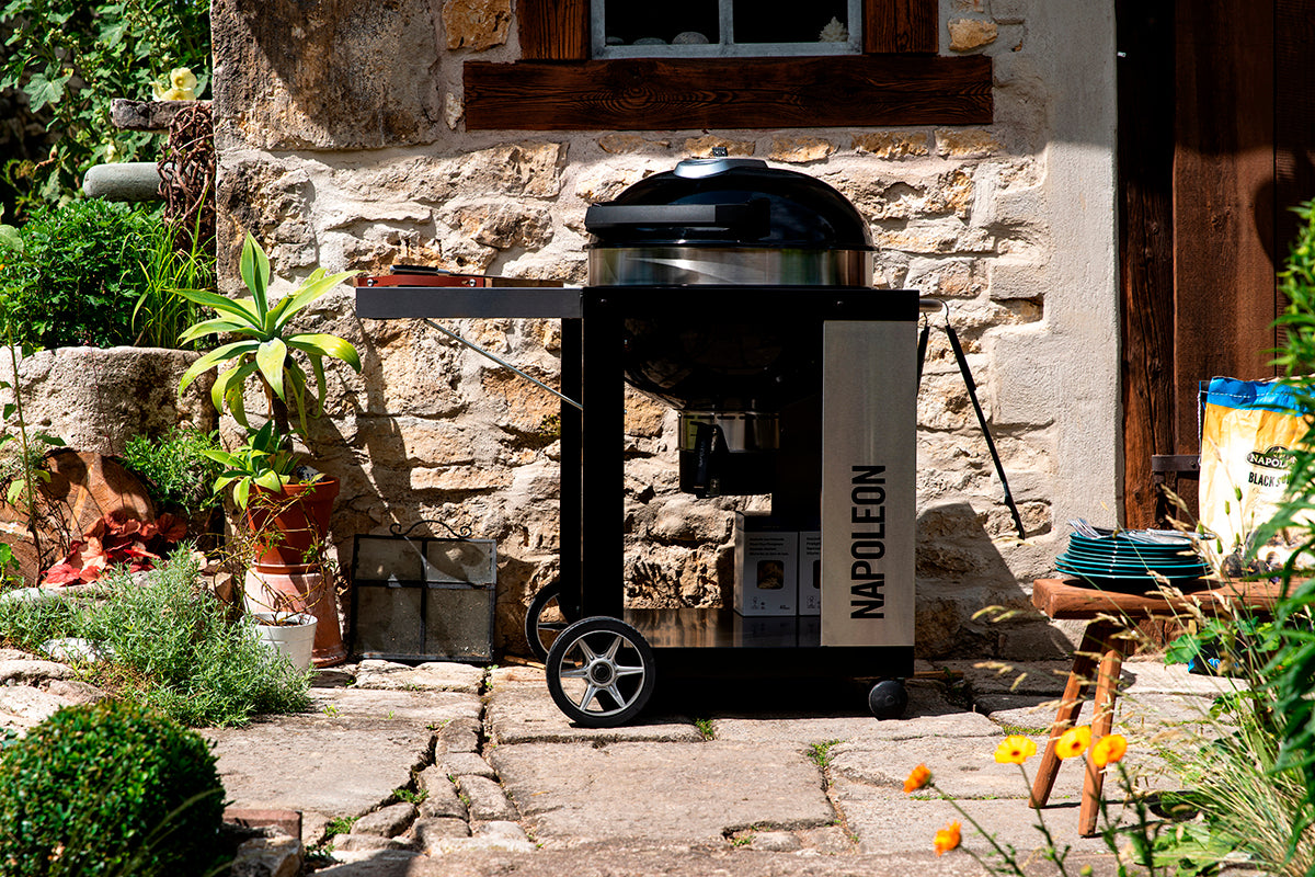 Napoleon PRO22K-CART-hiiligrilli vaunulla