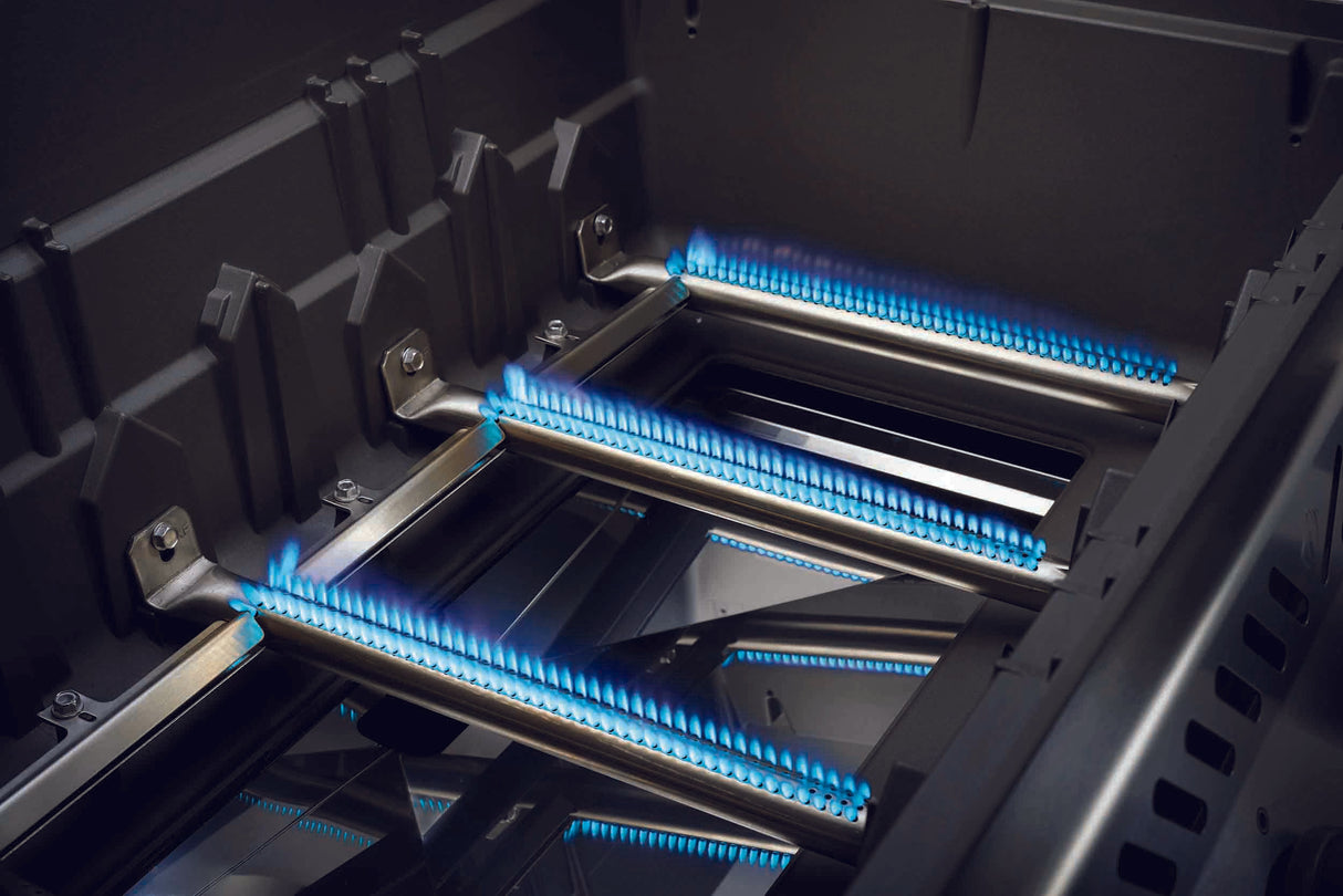 Napoleon Rogue RXT425SIB -kaasugrilli