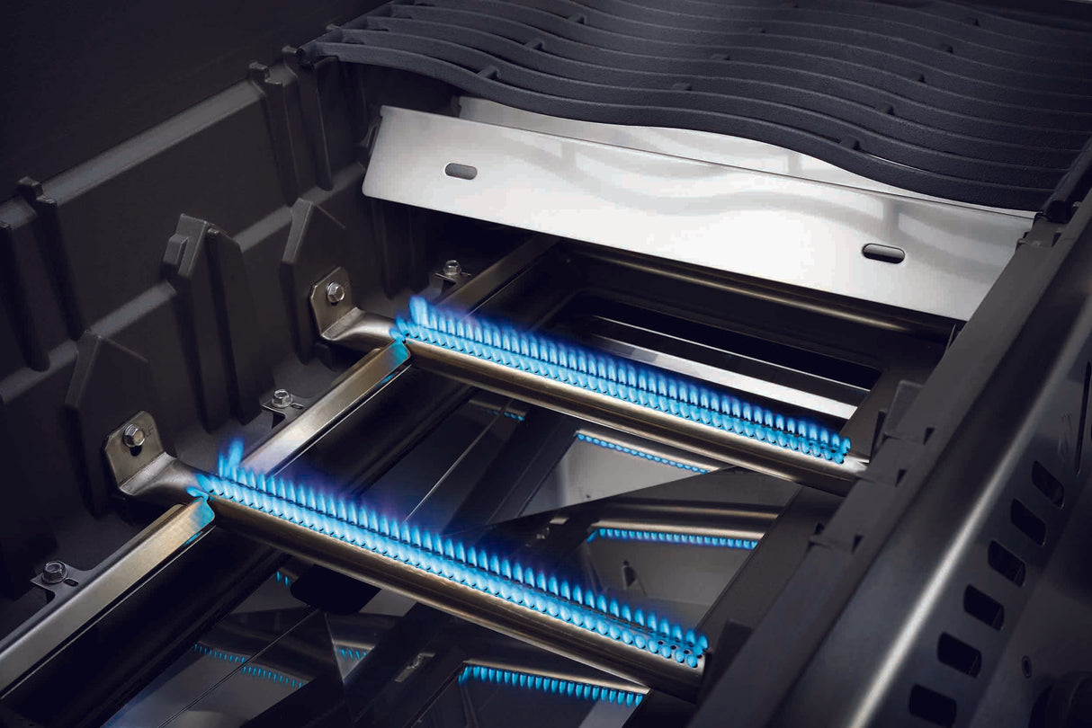 Napoleon Rogue RXT425SIB -kaasugrilli