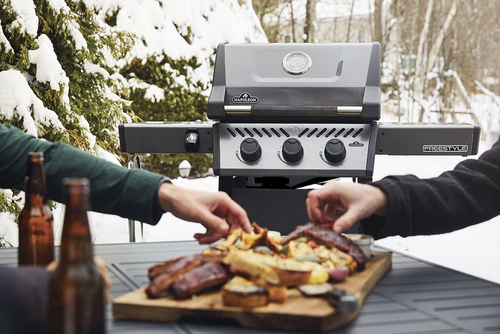 Napoleon Freestyle 365 kaasugrilli