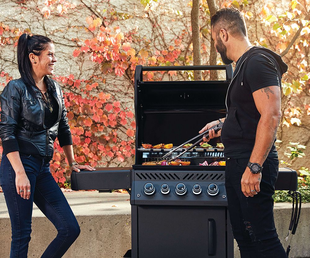 Napoleon Rogue RSE425-1 Phantom kaasugrilli