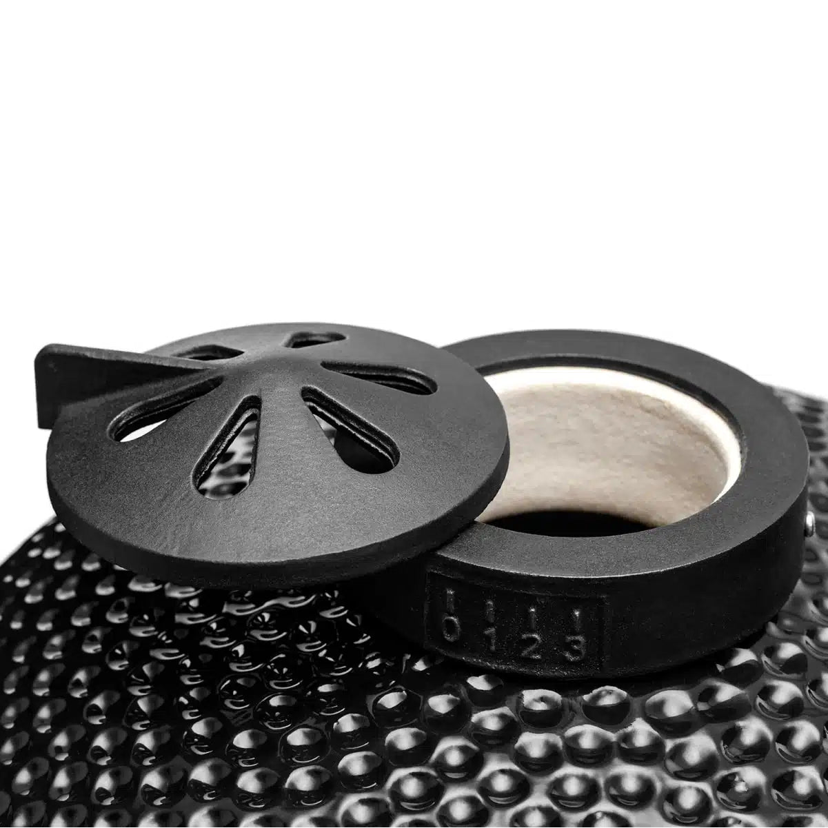 Kamado BONO Media hiiligrilli