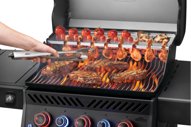 Napoleon Phantom Rogue PRO-S 425 -grillaus