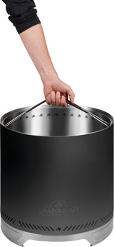 Napoleon Fire Pit -tulisija on helppo siirtää paikasta toiseen.